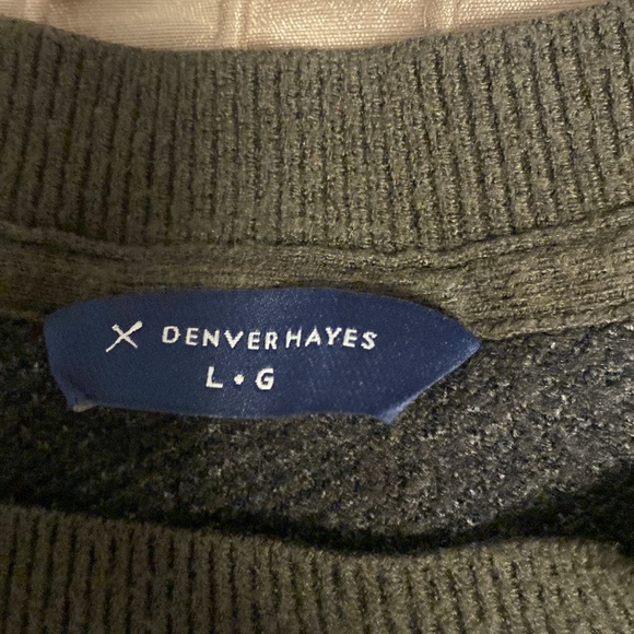 Green Leopard Print sweater (L) - Picture 2 of 2